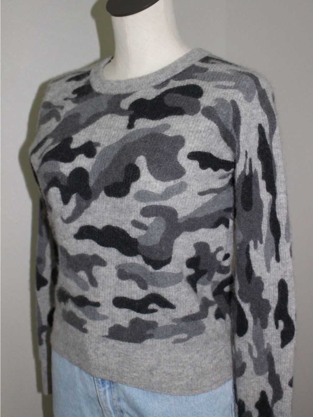 Magaschoni Cashmere Camo Sweater